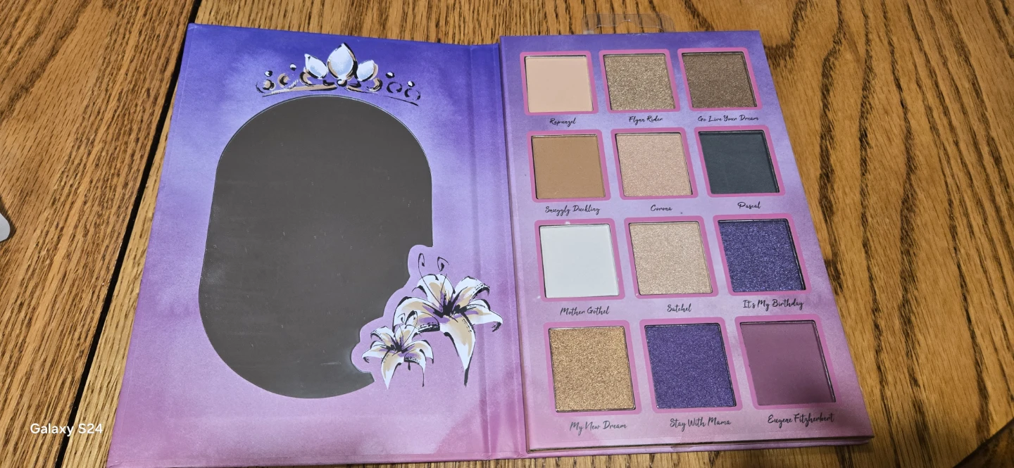 Disney Princess Rapunzel Eyeshadow Palette - photo 3