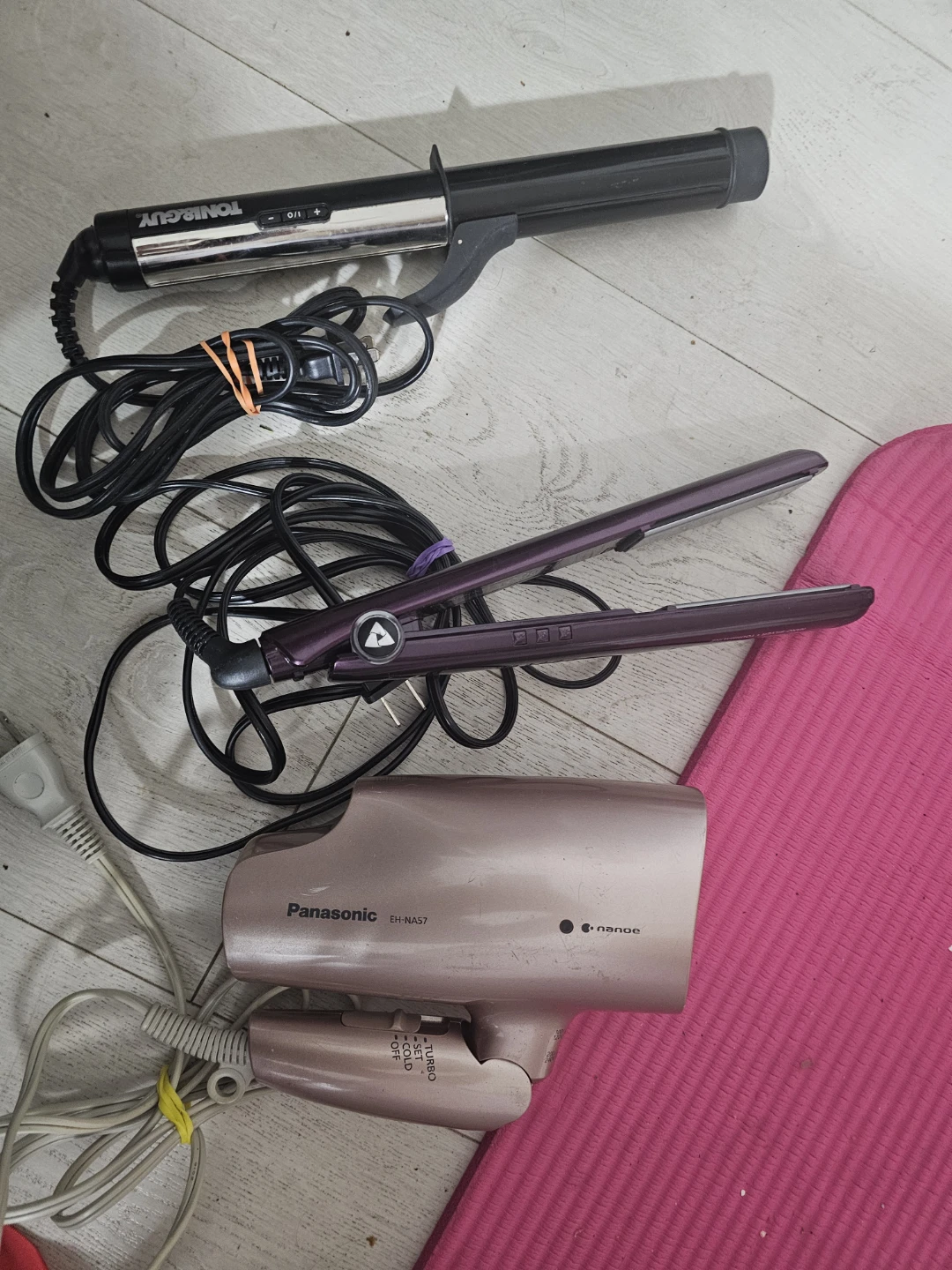 Hair styling bundle: Panasonic dryer and straighteners
