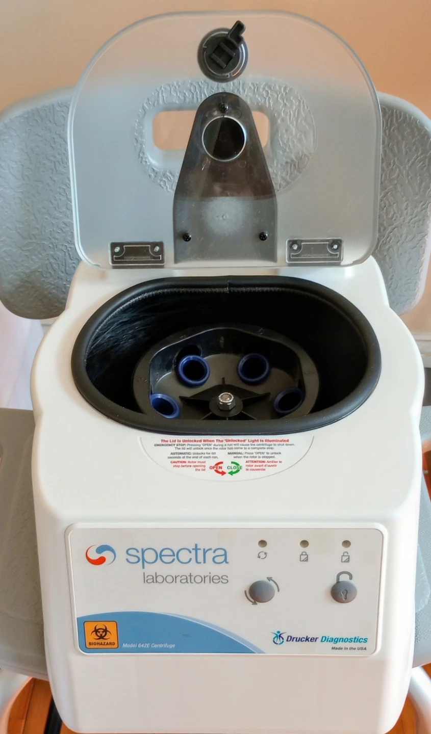 Drucker Diagnostics Model 642E Centrifuge