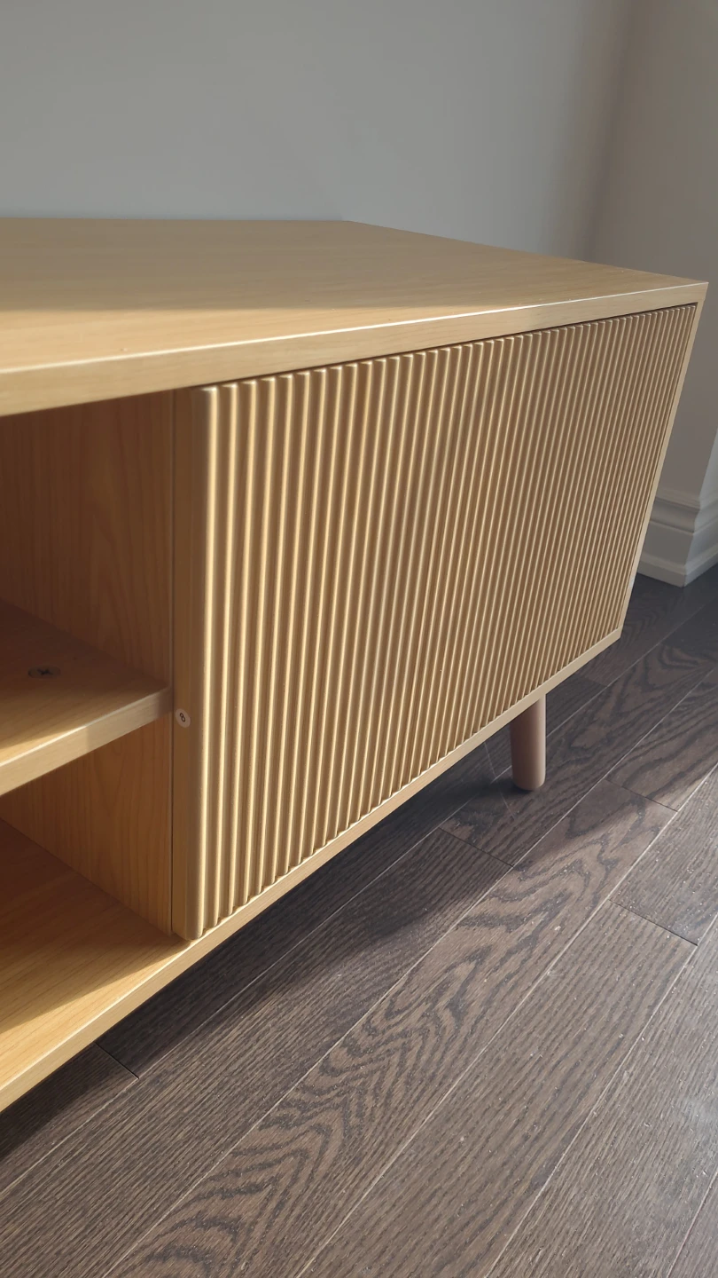 Light Wood Fluted TV Stand - photo 2