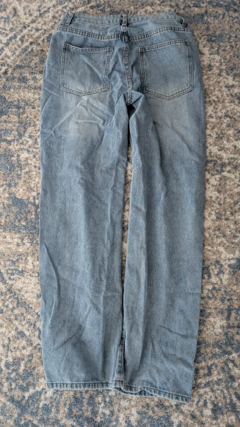 Light wash wide-leg denim jeans - photo 2