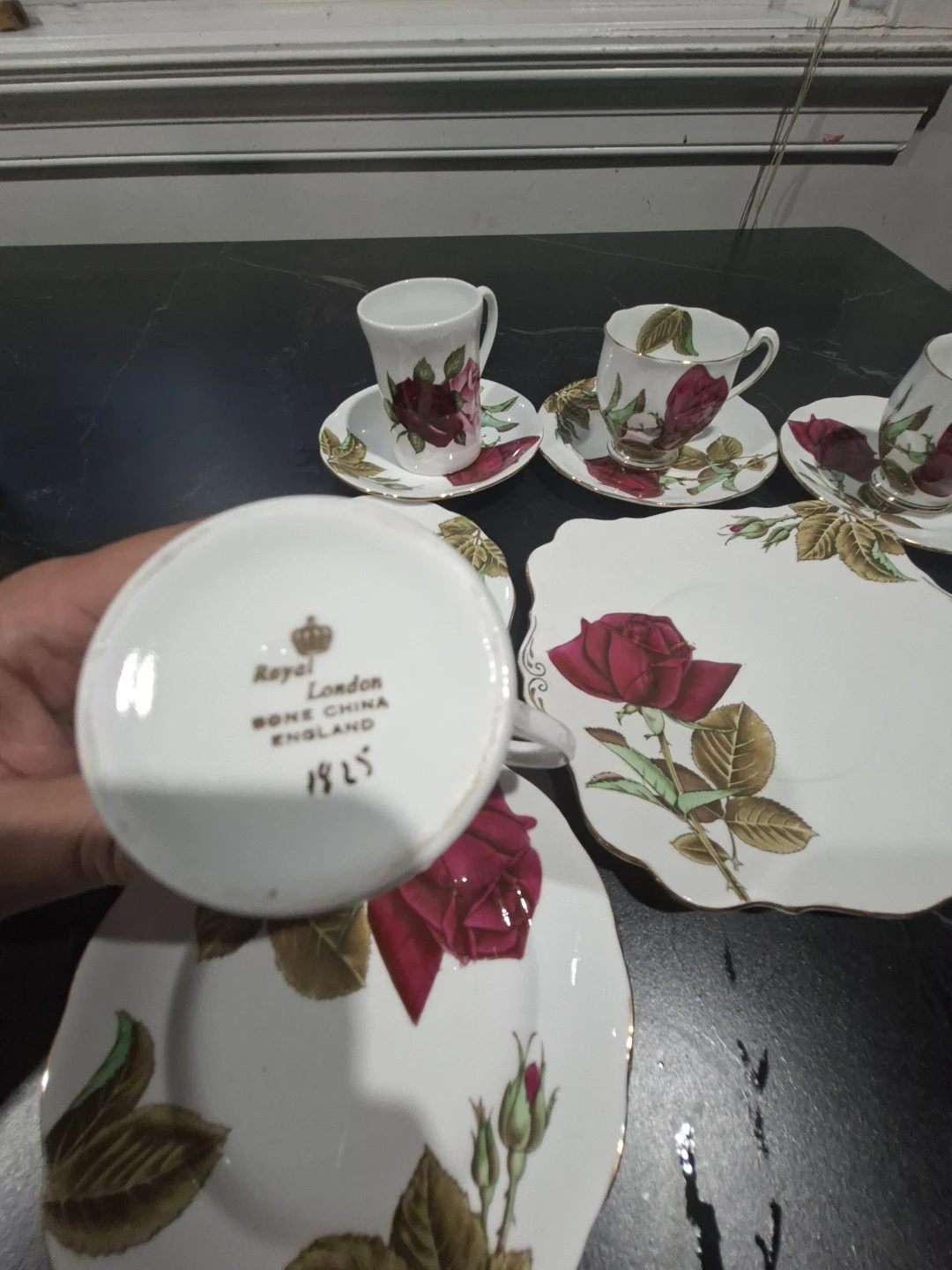 Royal Standard Bone China Tea Set - photo 4
