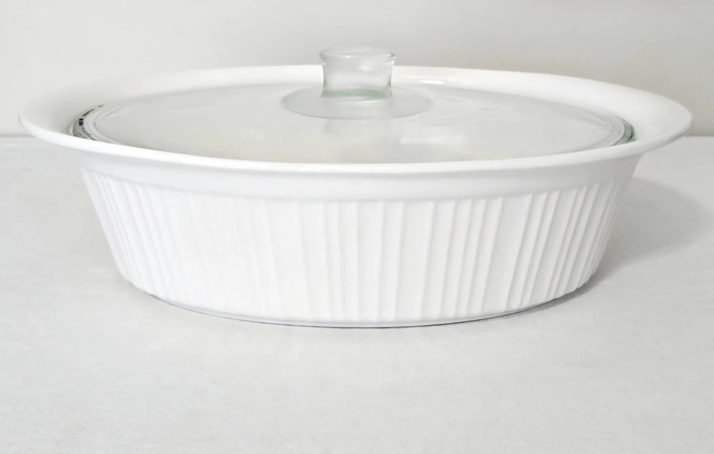 CorningWare French White 4qt Casserole Dish - photo 4