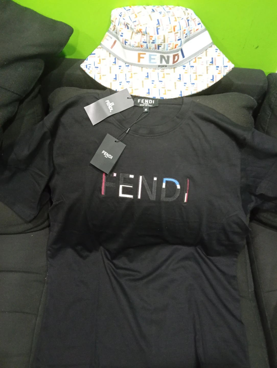 Fendi T-shirt and Bucket Hat Set men's size XL
