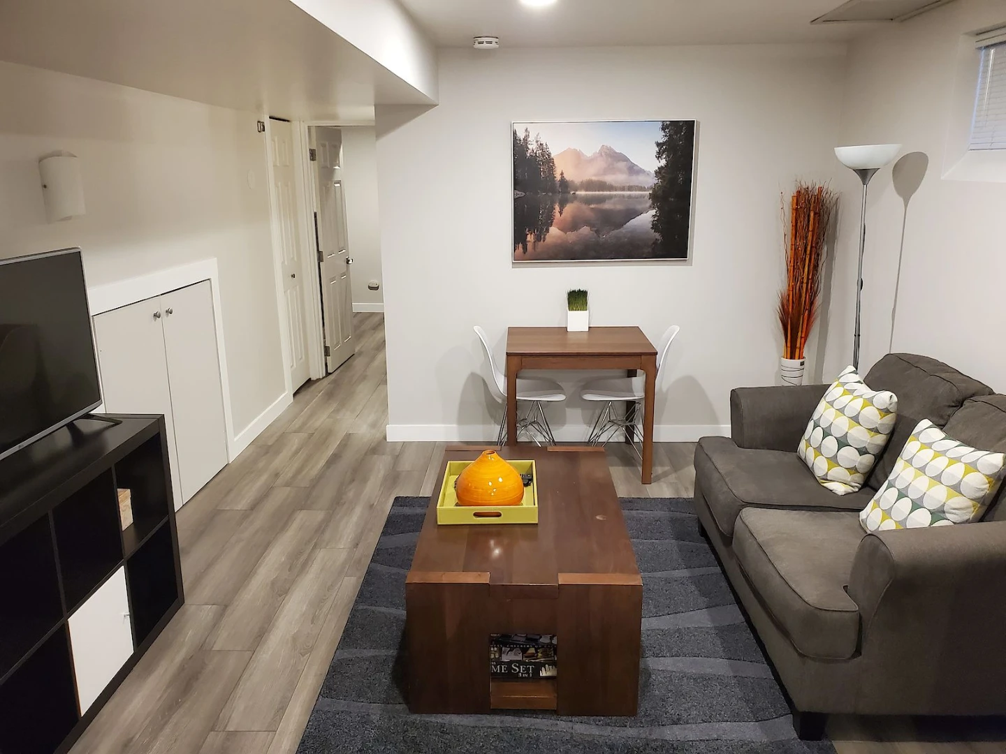Etobicoke- $1,100 monthly (Got to see it!) - photo 2