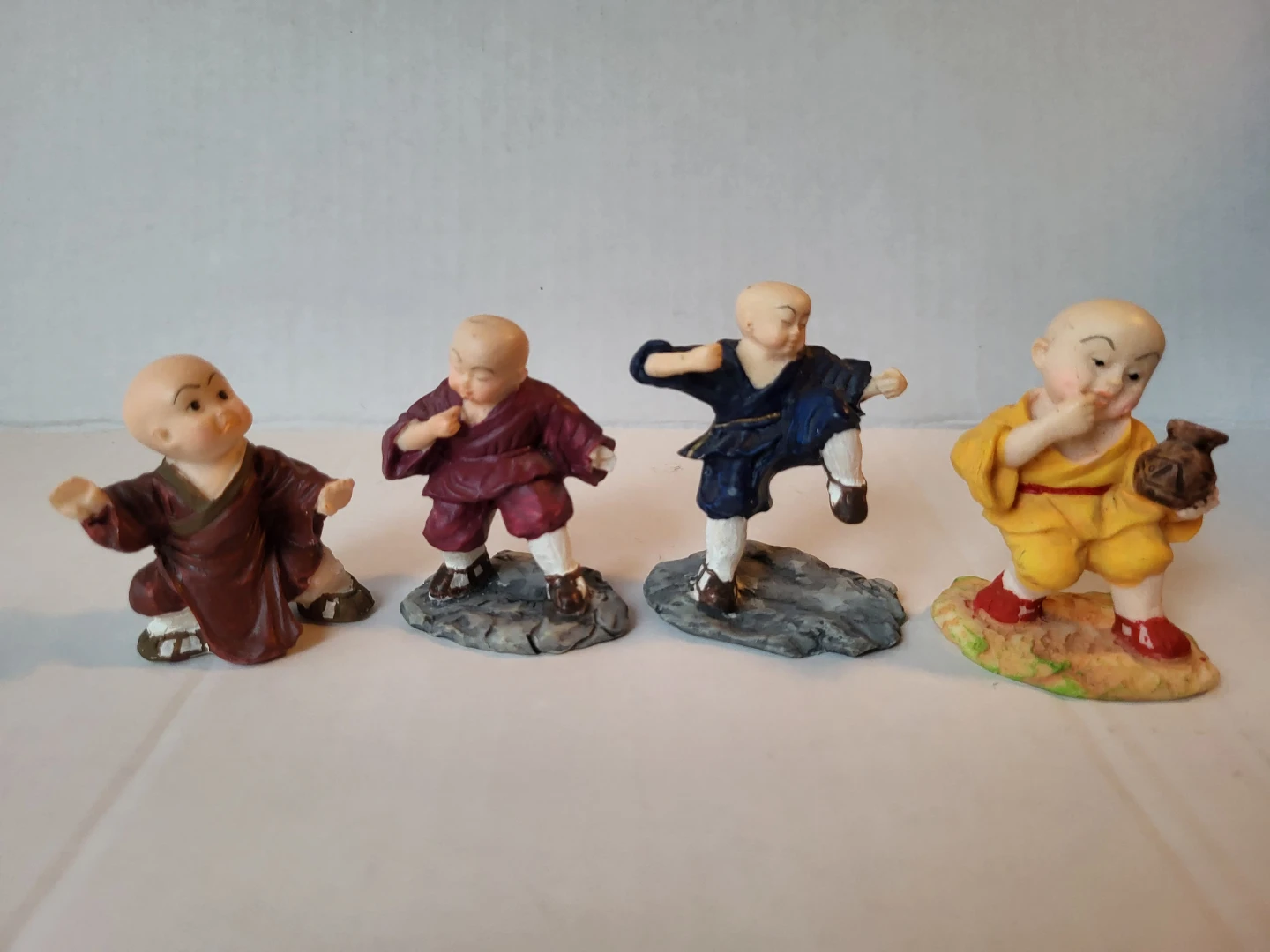 Set of 9 Monk Figurines - photo 3
