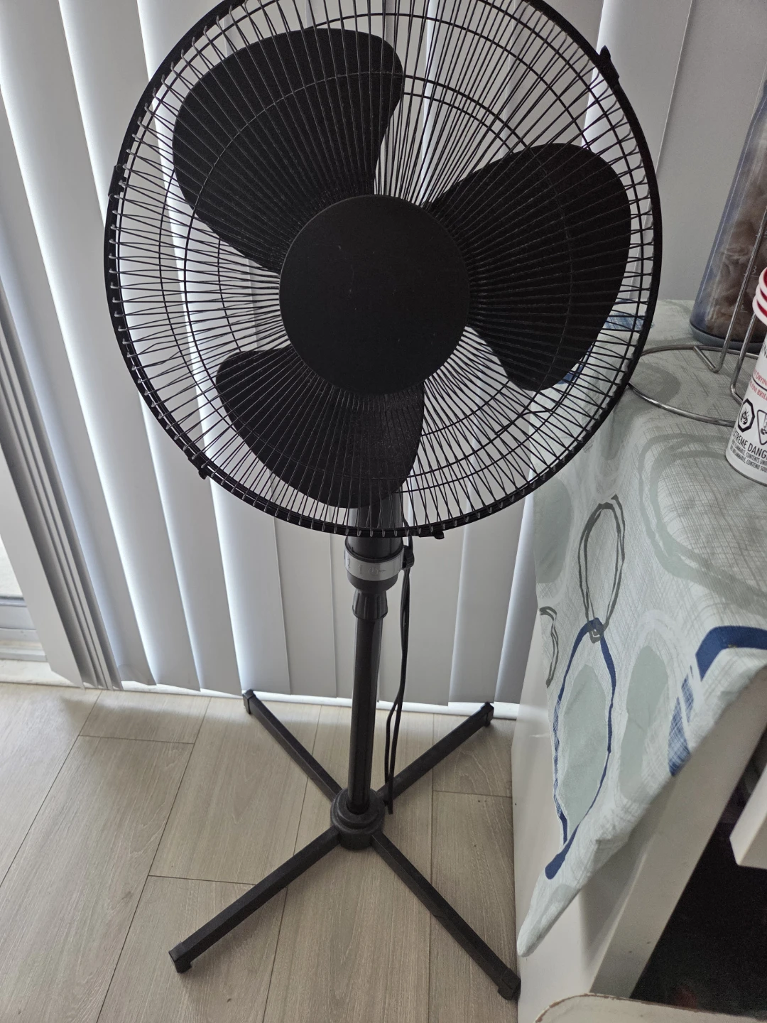 Black Standing Fan - photo 4