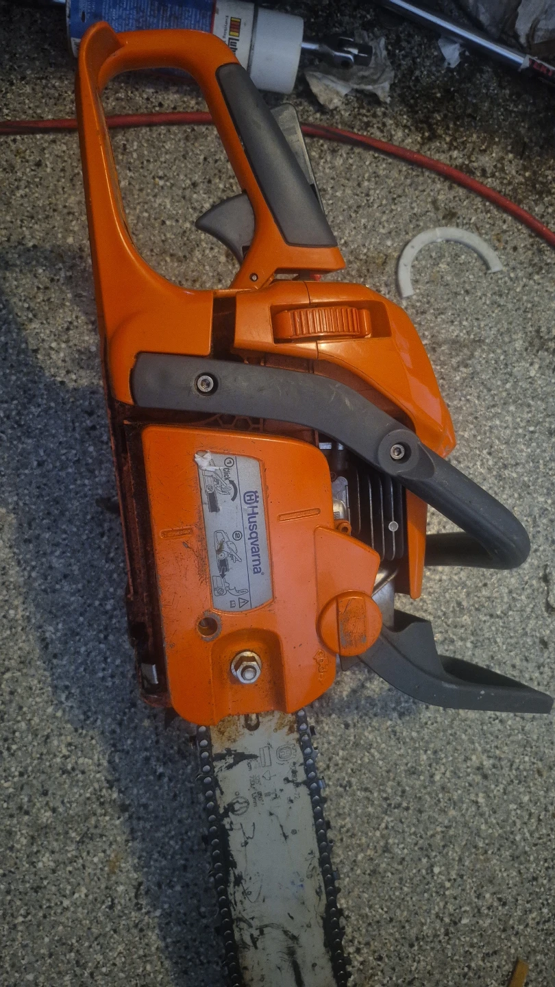 Husqvarna chainsaw 440 - photo 2