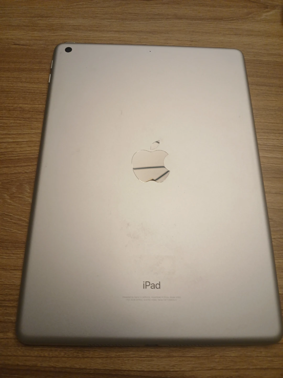Apple iPad 5th Gen 32GB - photo 4