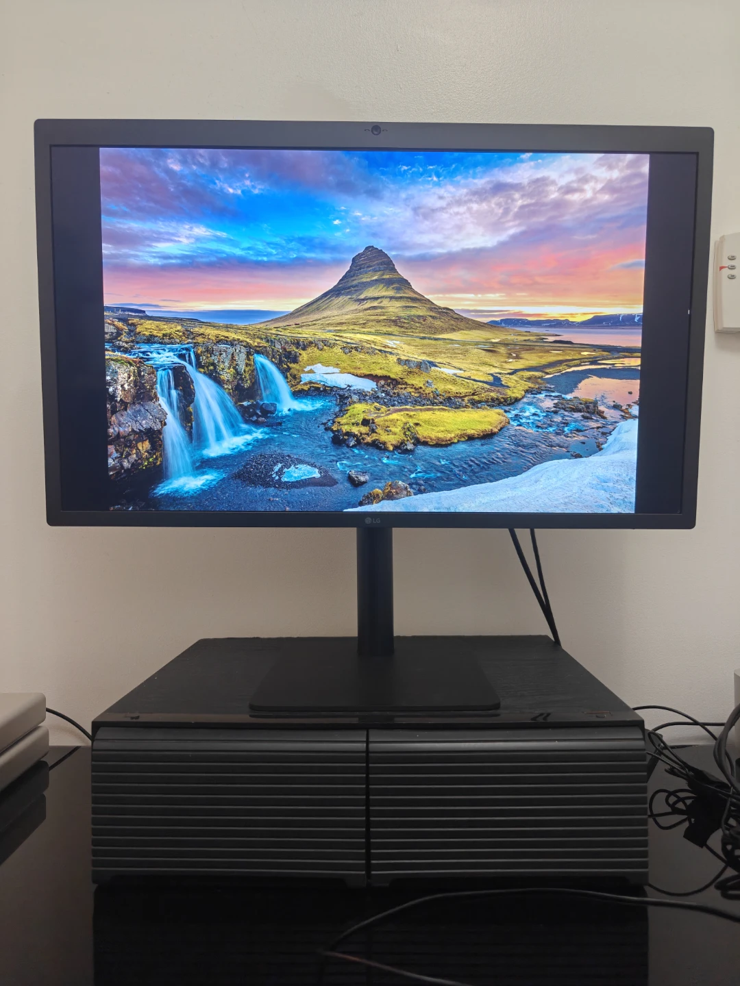 LG UltraFine 5K Display 27MD5KLB-B