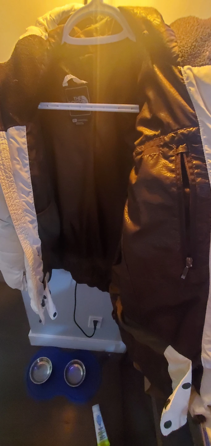 The North Face White Down Jacket. - photo 3