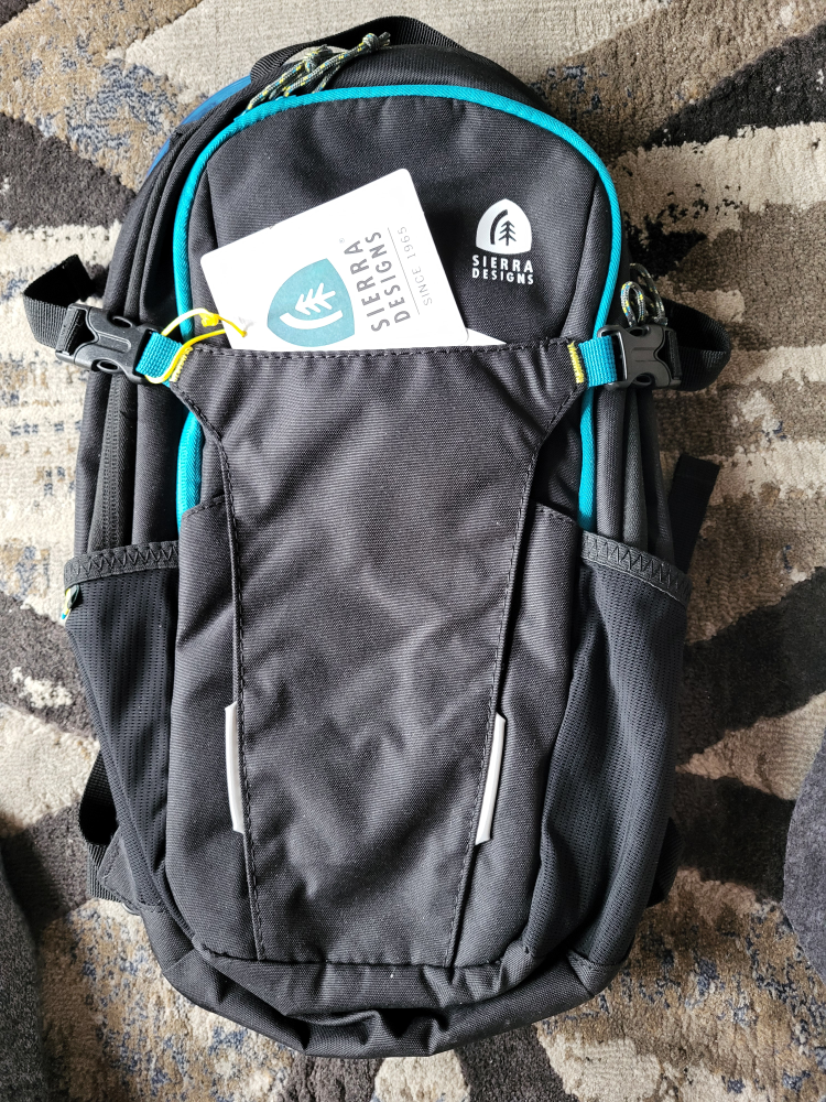 Sierra Designs Bear Peak Hydration Pack 13L