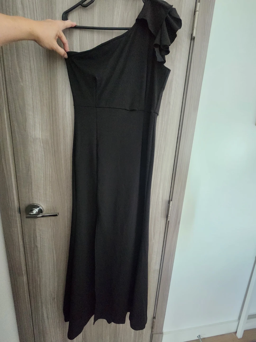 BRAND NEW women's dresses - size M-L