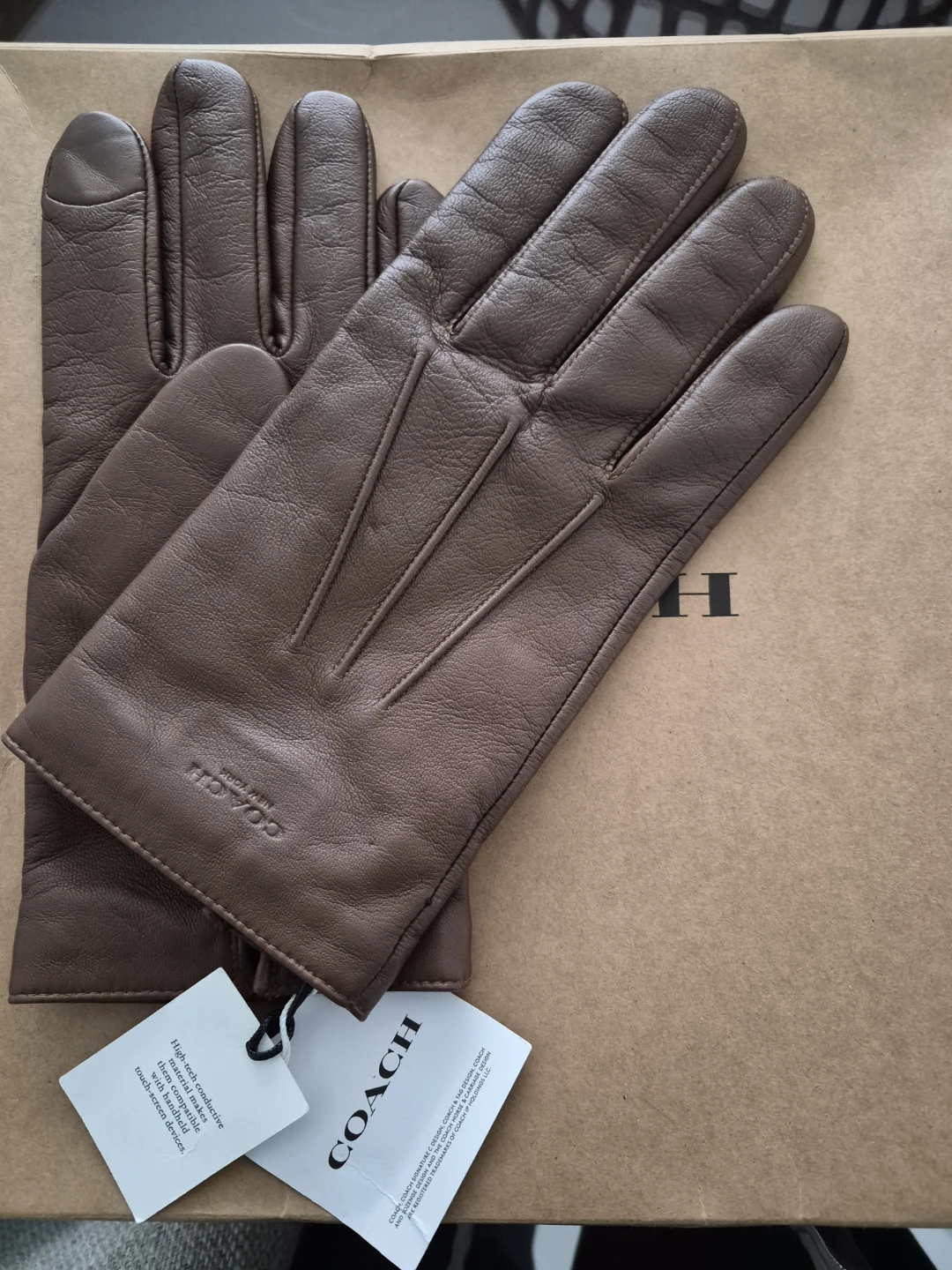 Coach Dark Saddle Leather Tech Gloves - photo 5