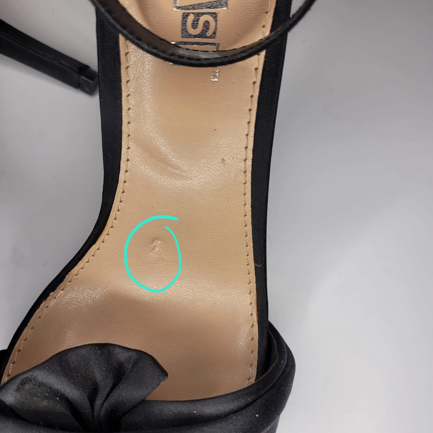 Brash Black Stiletto Heels Size 6.5 - photo 3