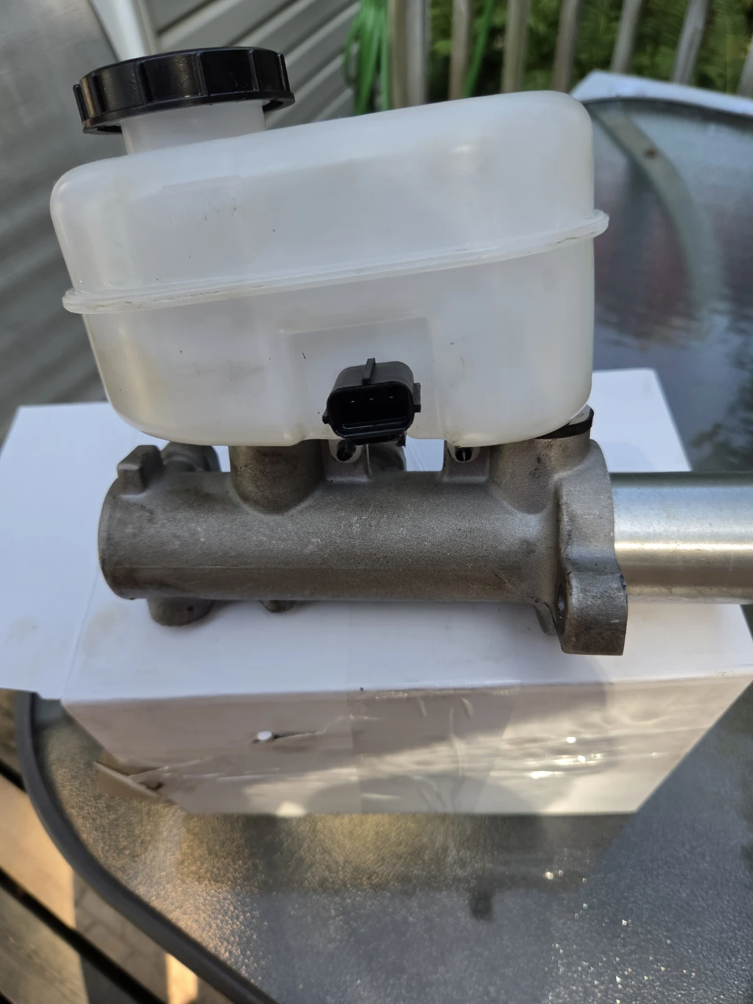 A-Premium Brake Master Cylinder 1999-2002 - photo 2