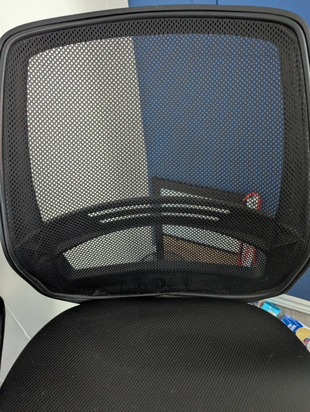 Black Mesh Office Chair with Footrest - photo 5