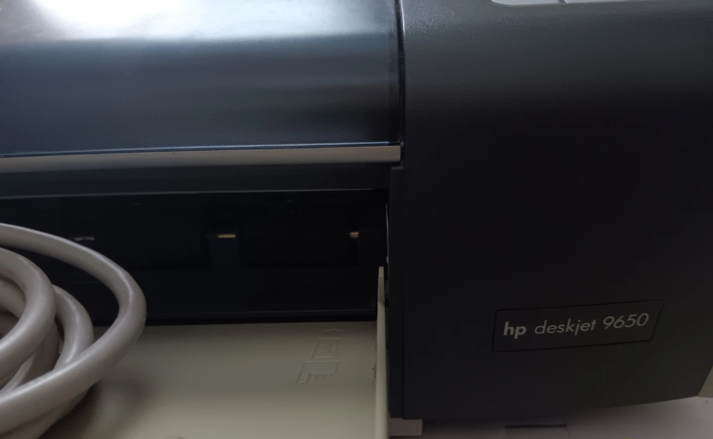 HP Deskjet 9650 Wide-Format Color Inkjet Printer - photo 3