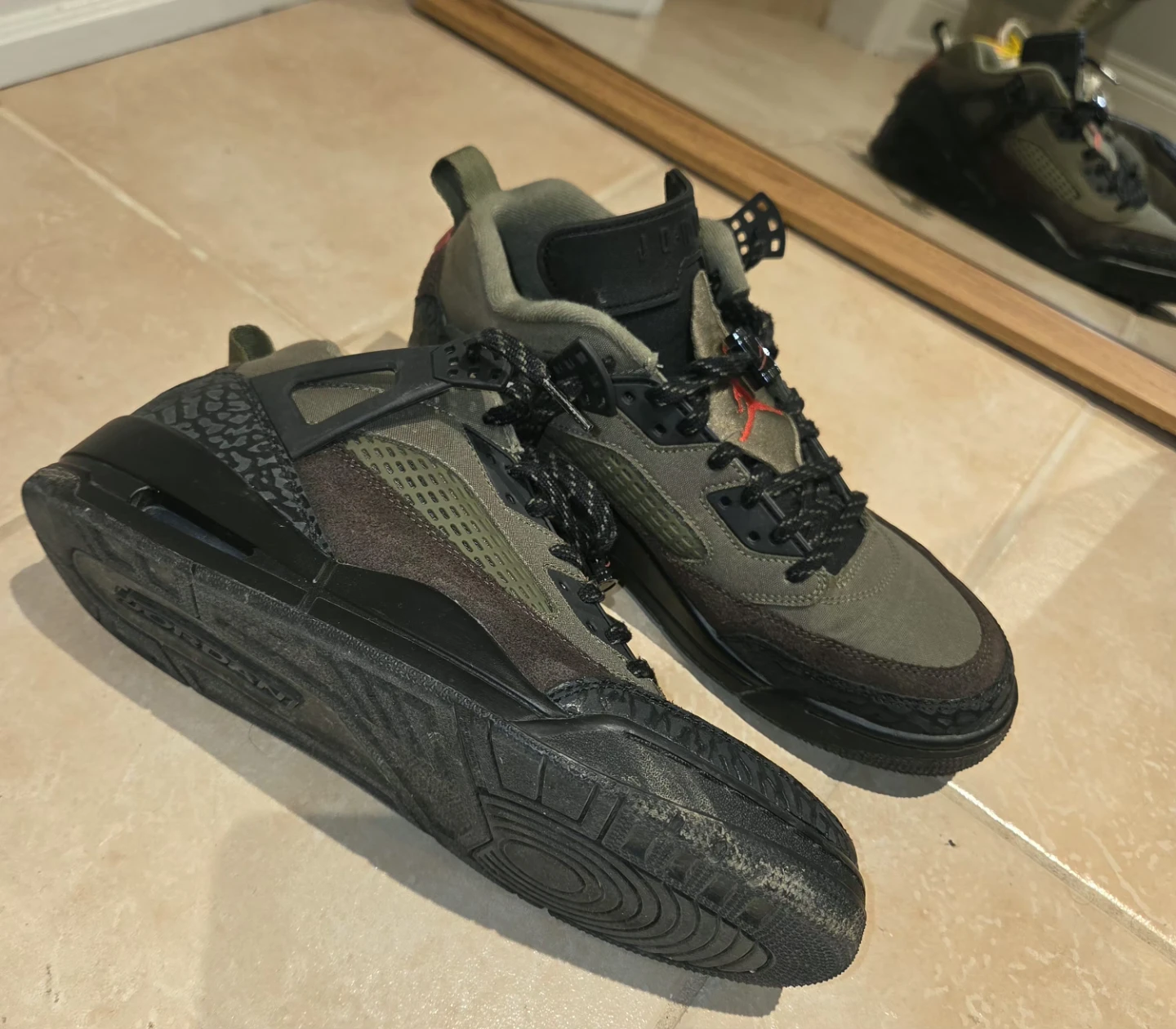 Jordan Spizike Low Olive Green