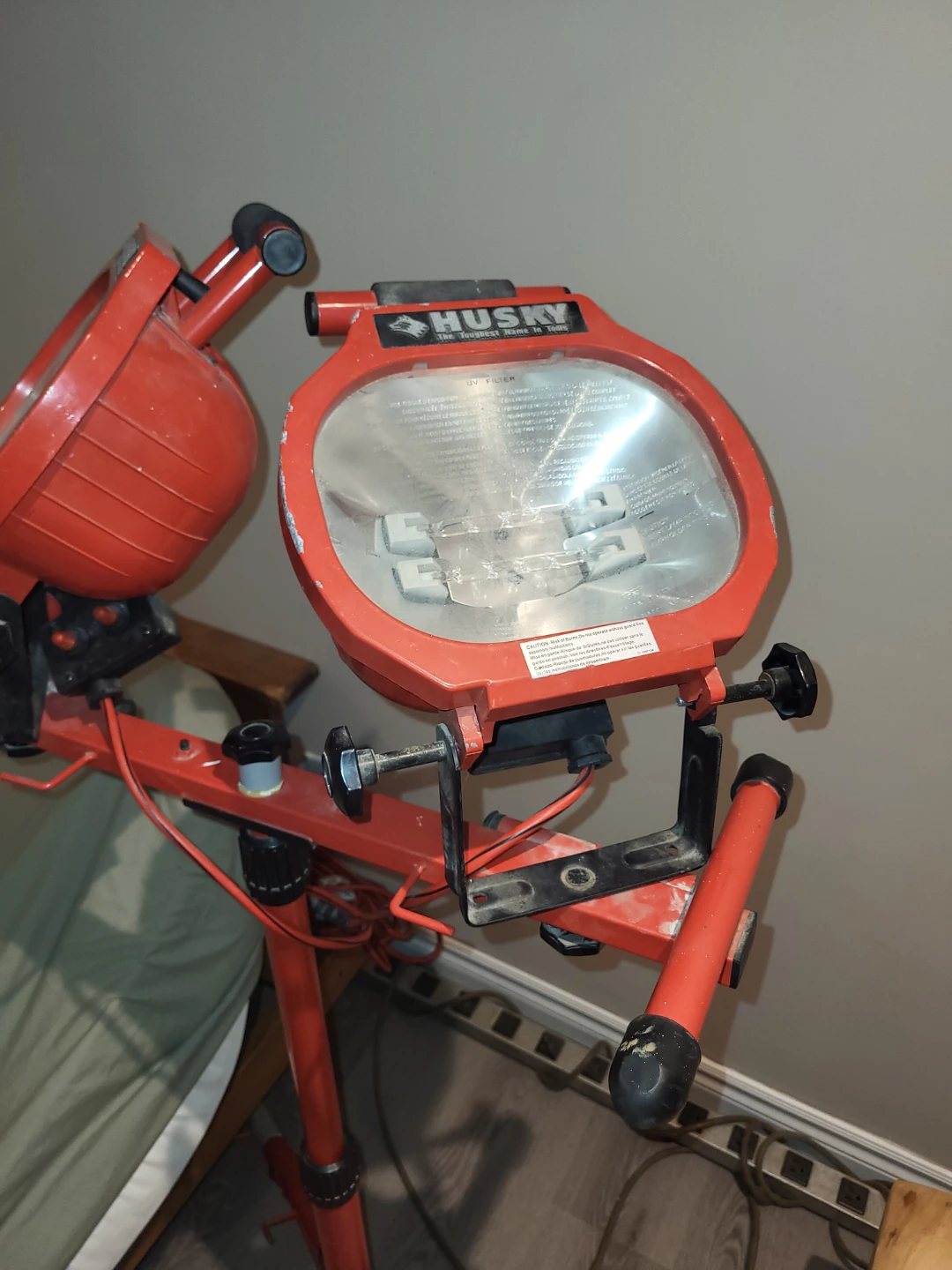Husky Twin Head Halogen Work Light with Tripod Stand - photo 3