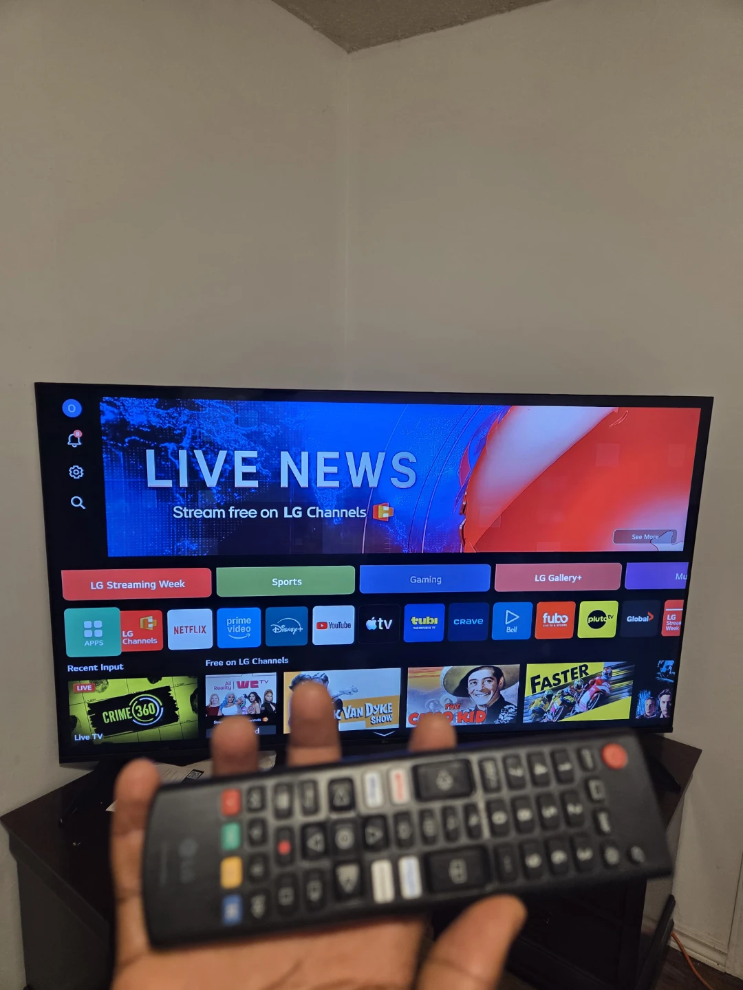 LG Smart TV - photo 2