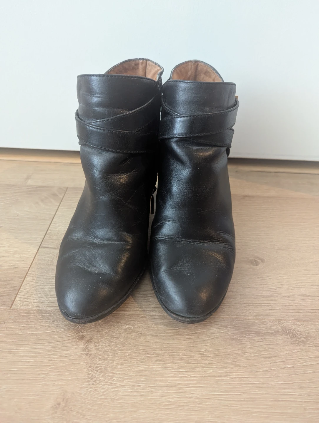 Louise et Cie leather booties - photo 2