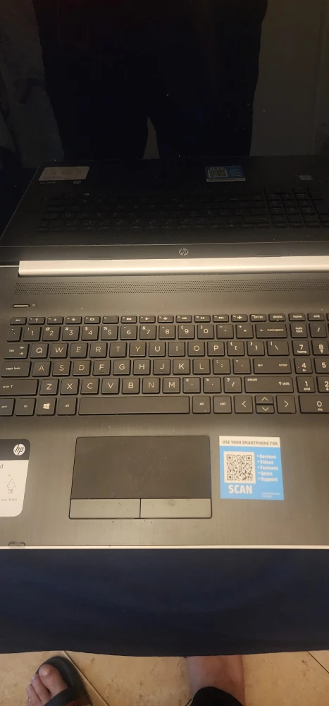 HP Laptop 17-by0061st - photo 2