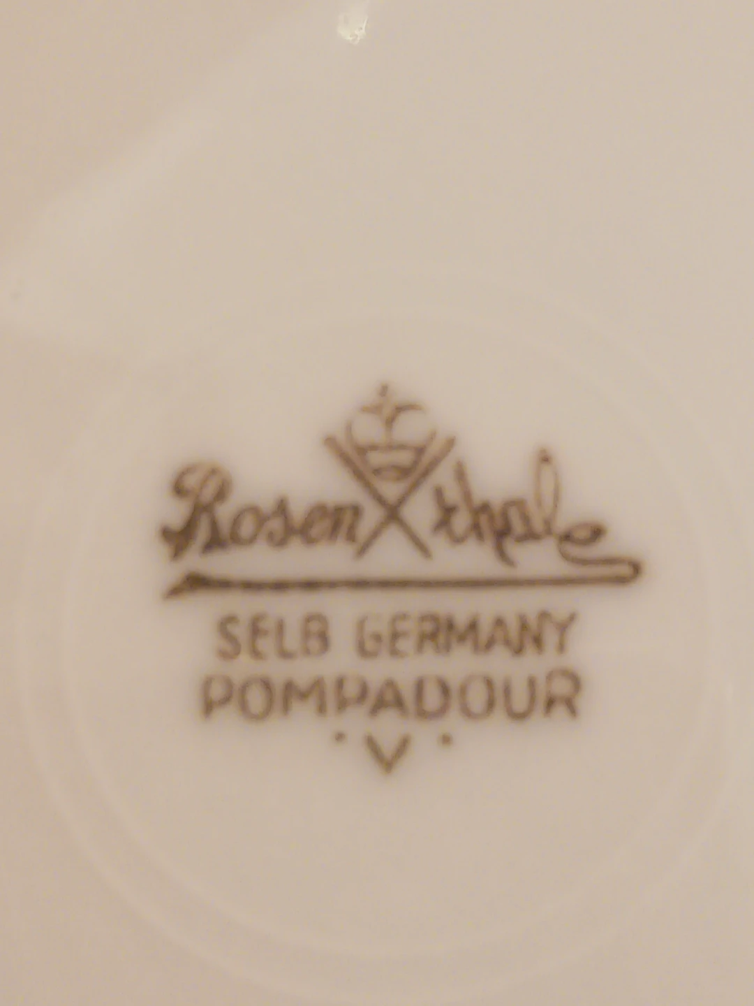 Set of 4 Rosenthal Pompadour Porcelain Plates - photo 4