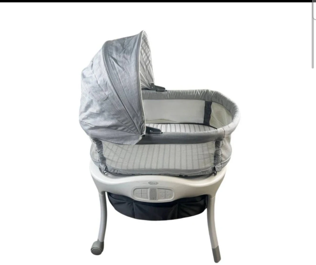 Graco Baby Bassinet