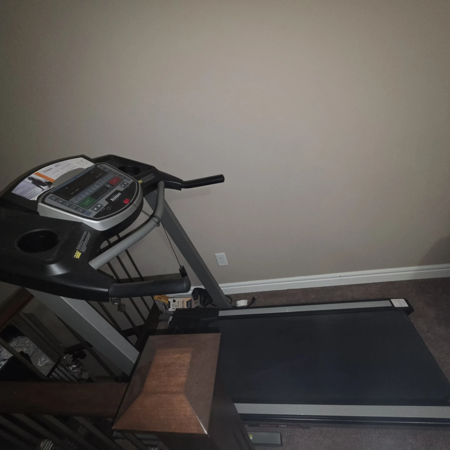 Tempo 611T Treadmill - photo 2
