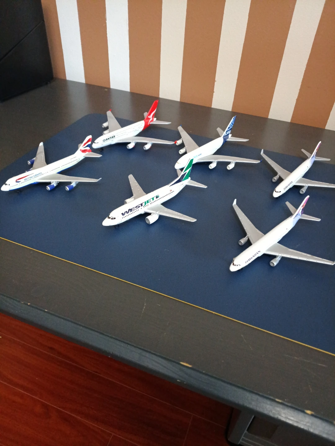 Various Model airliners Airbus, Boeing etc... - photo 4