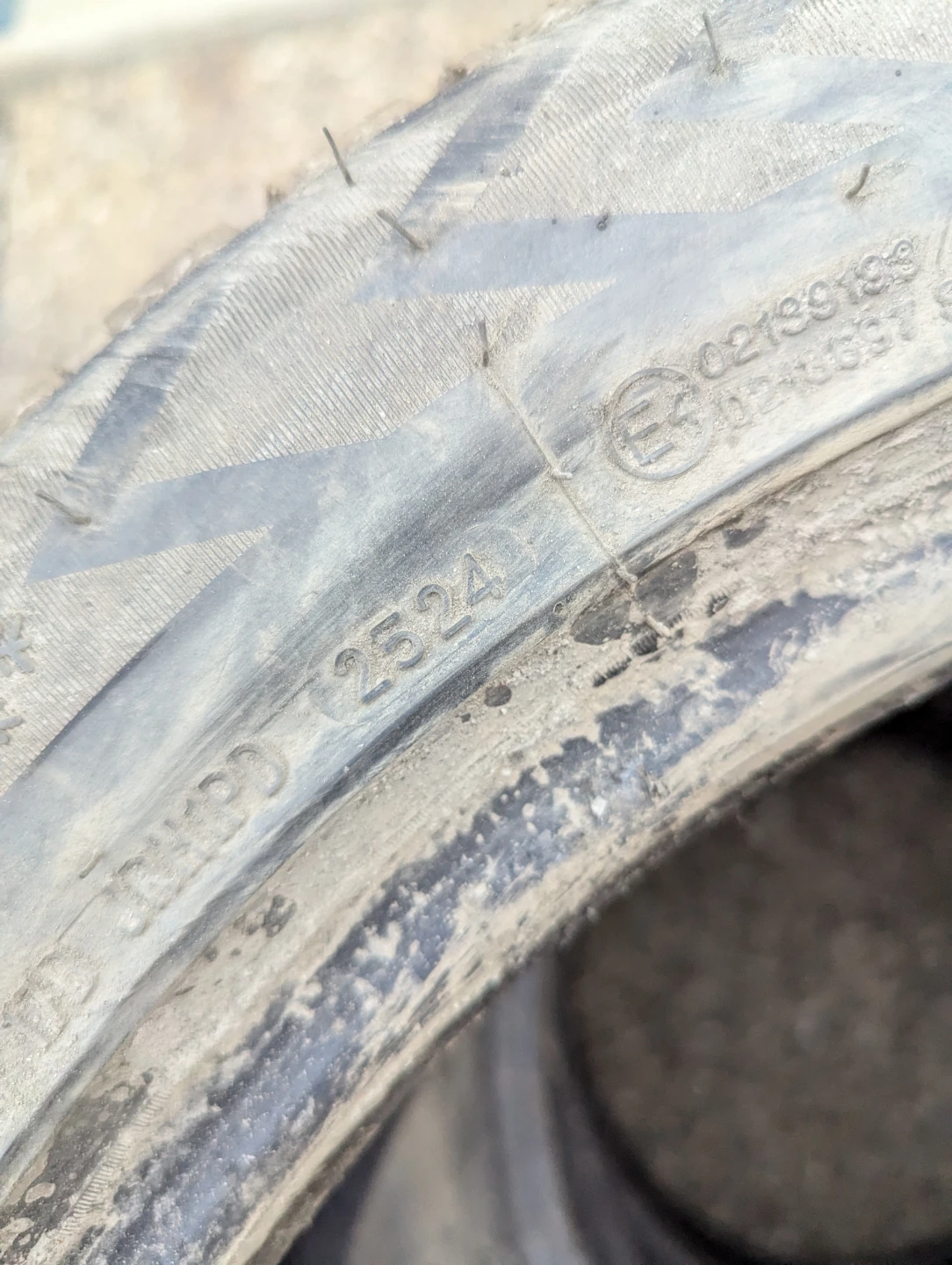 WINTERNOVA STUD II 215/55R18 95T Tires - photo 5
