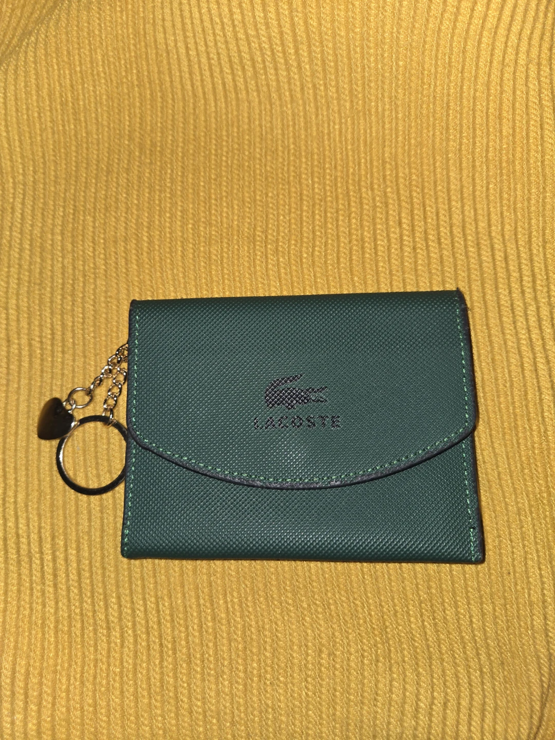 Lacoste green card holder with keychain