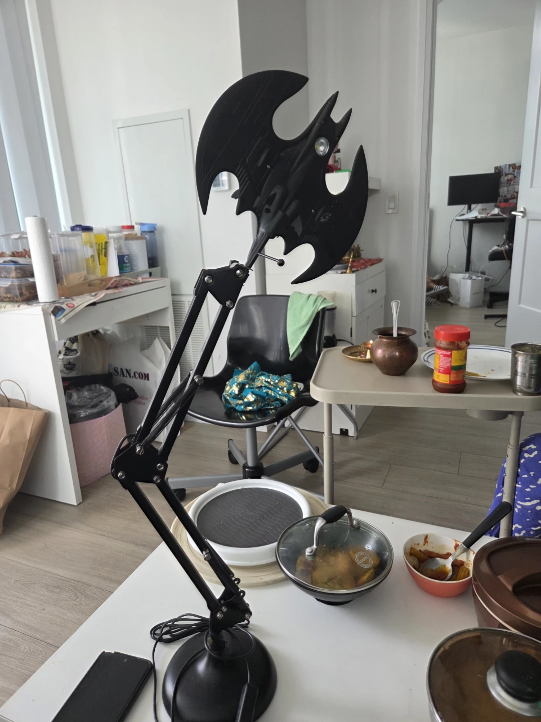 Black Bat-Shaped Desk Lamp - photo 3