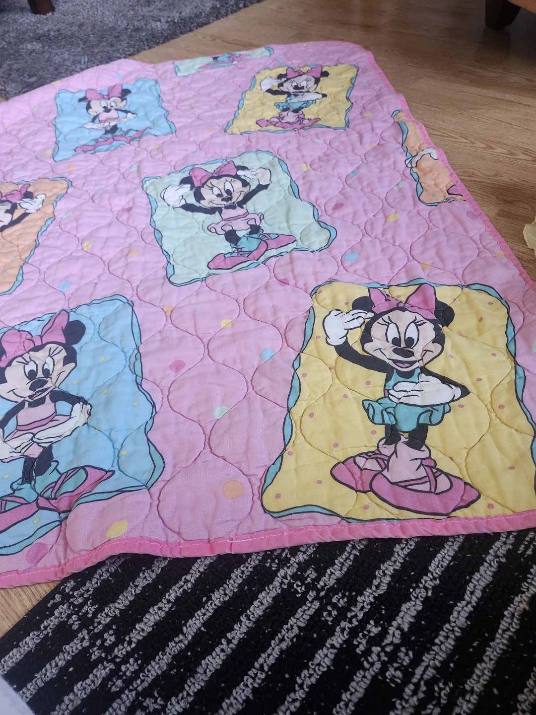 Disney blanket and comforter - photo 5