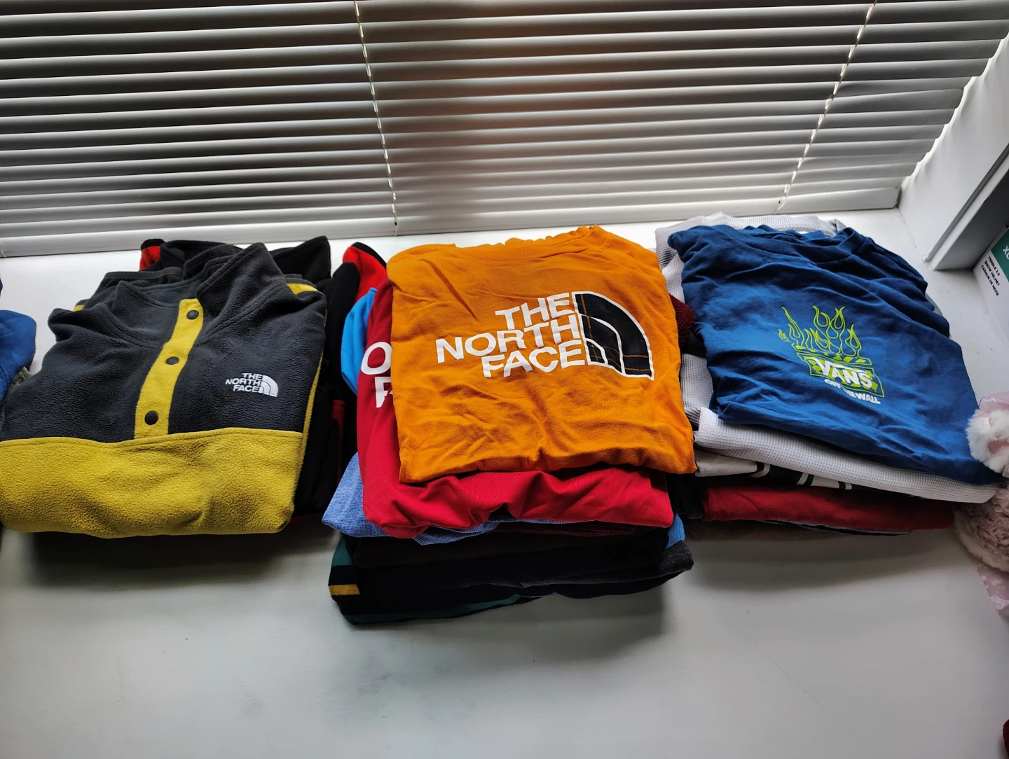 Boys long sleeves LOTS - photo 2