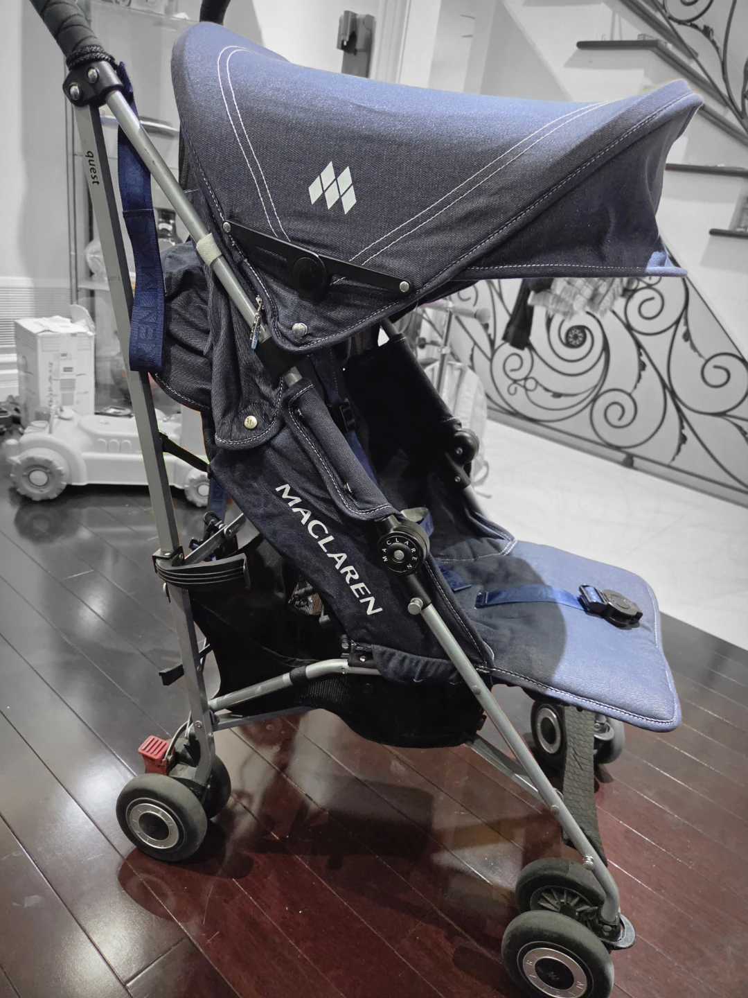 Maclaren Quest Stroller 🏈
