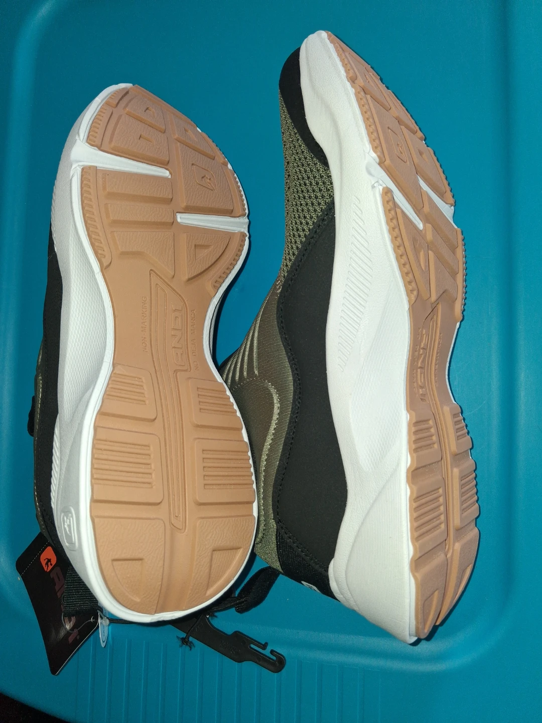 AND1 Men's Slip-On Sneakers Olive Size 10 - photo 4