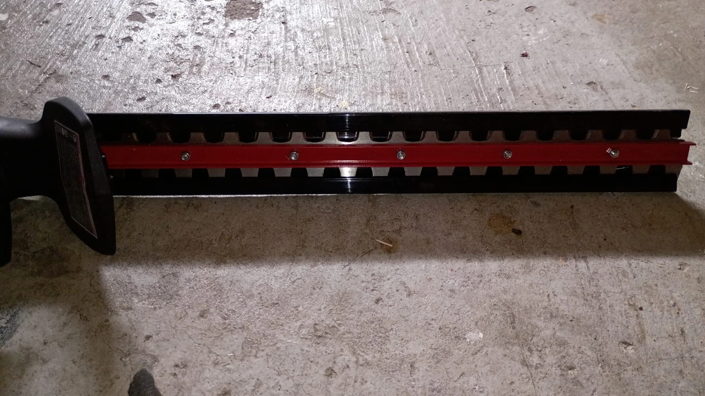 Legend Force 20" Electric Hedge Trimmer - photo 4