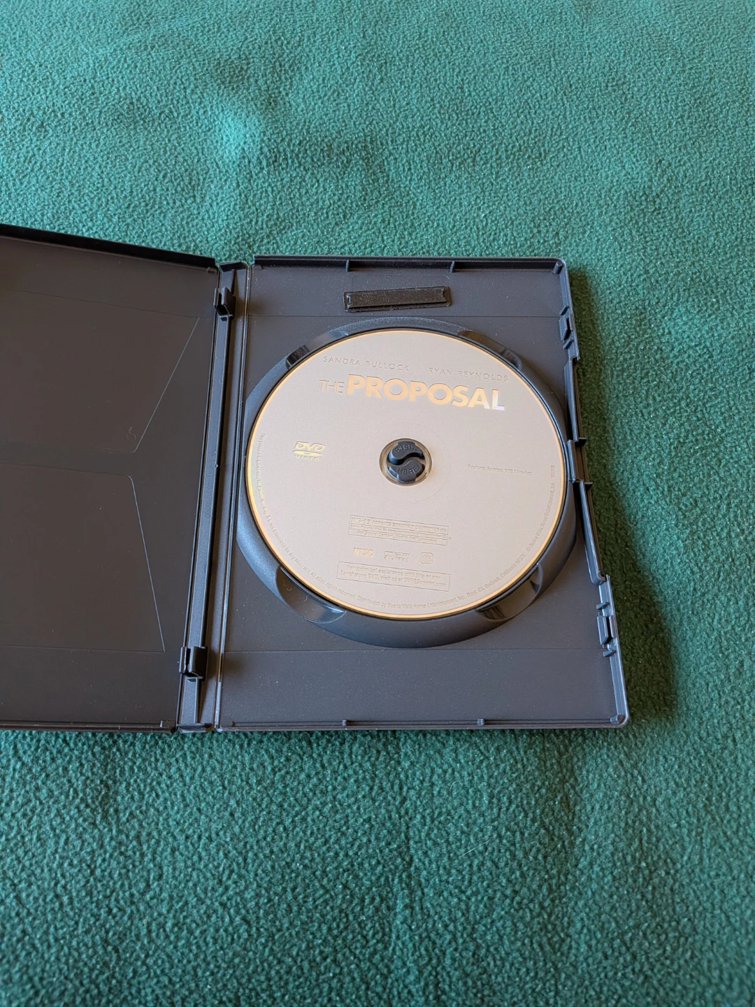 The Proposal DVD – Sandra Bullock & Ryan Reynolds - photo 4