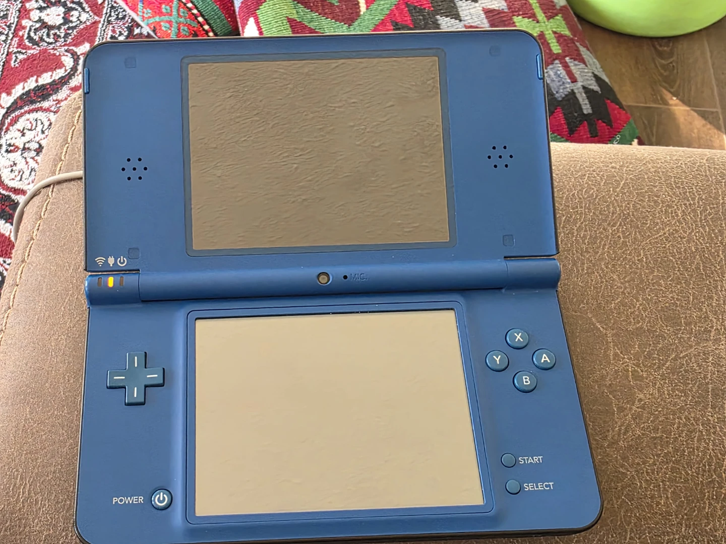 Nintendo DSi XL Blue - photo 3