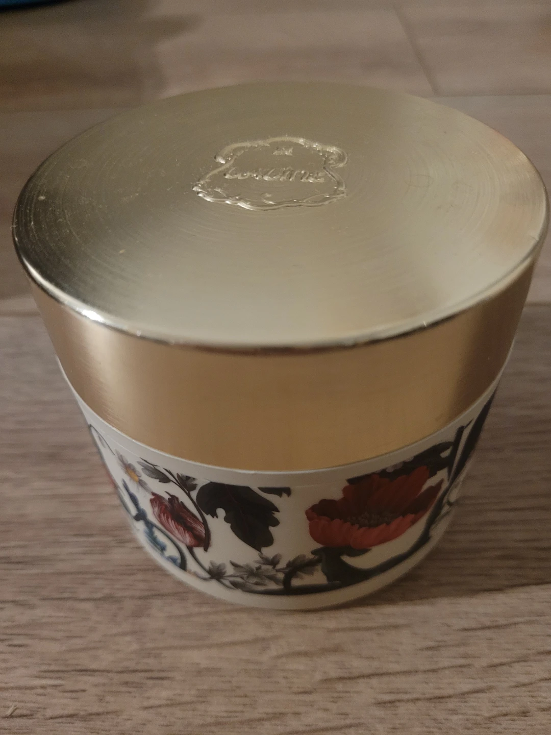 Laline Body Peeling Cream