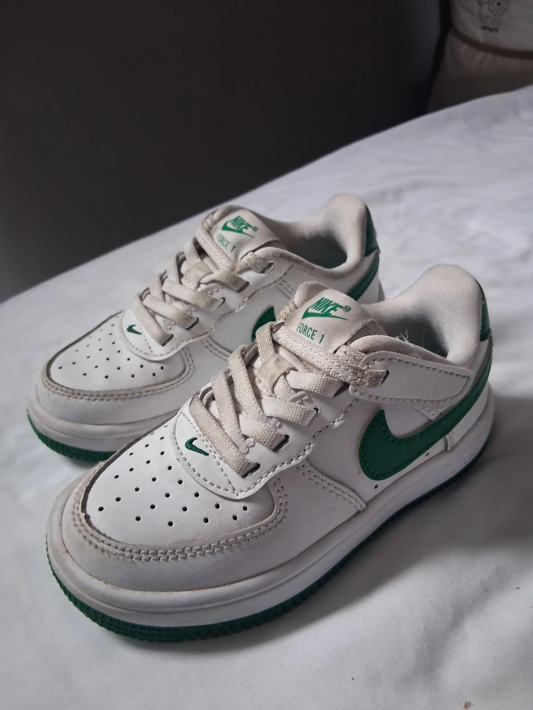 Nike force 1 low toddler shoe size 2.5 - photo 3