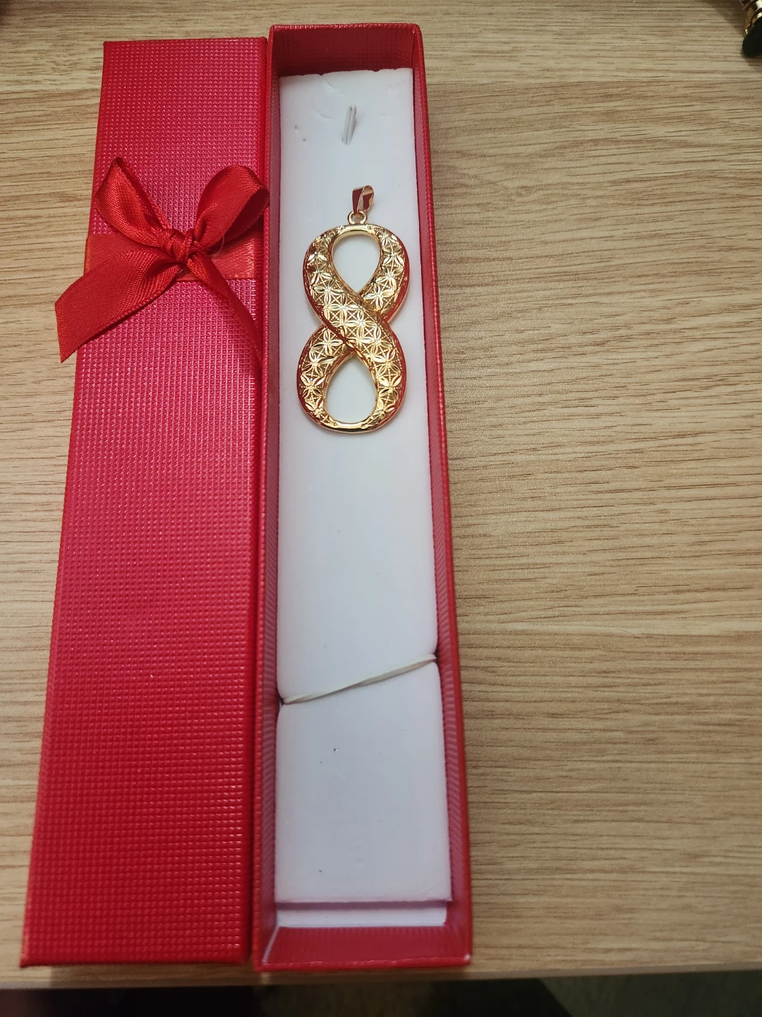 Luxaccss 14K Gold Plated Infinity Pendant