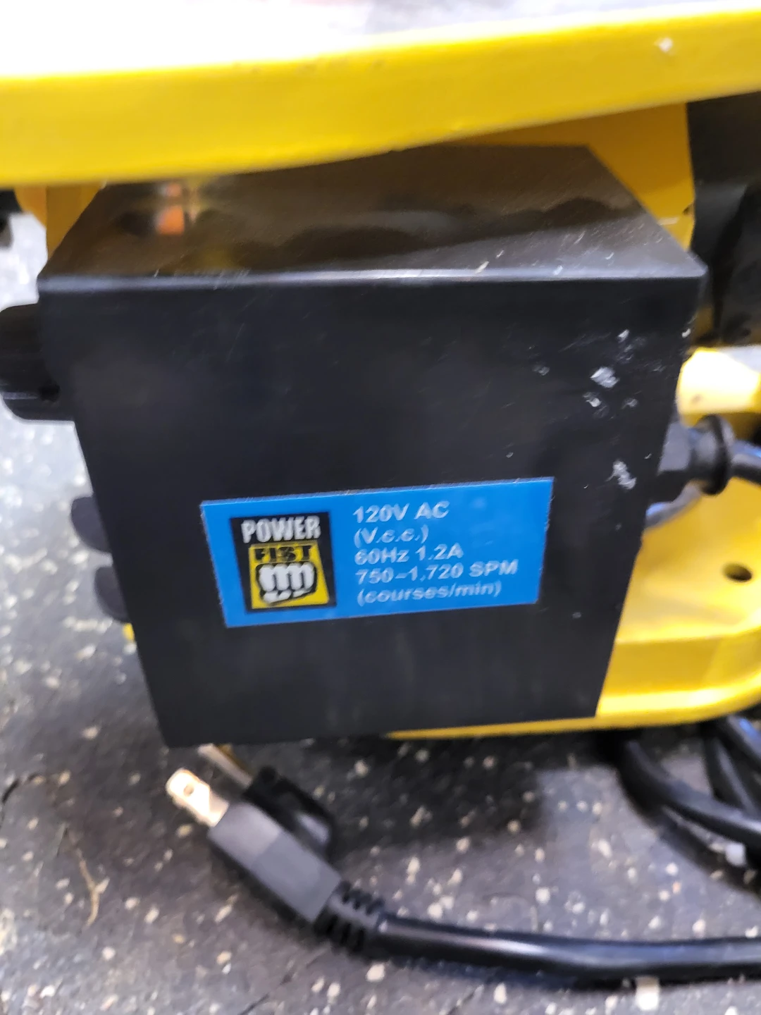 Power Fist 13 inch Variable Speed Scroll Saw - photo 3