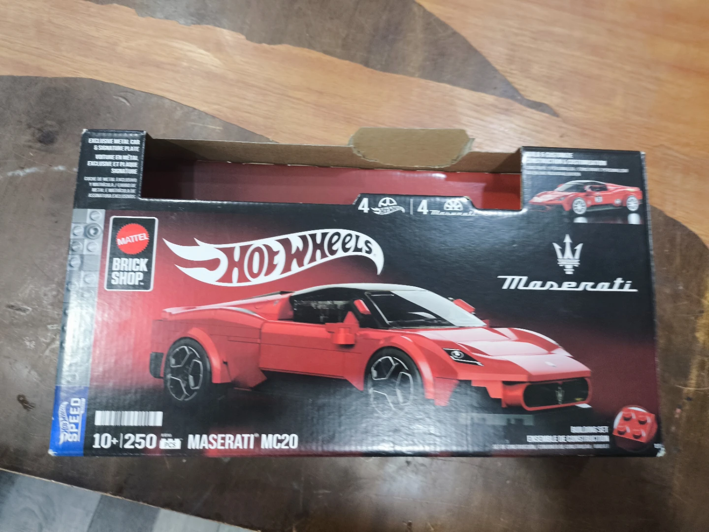 Hot Wheels Brick Shop Maserati MC20 Building Set