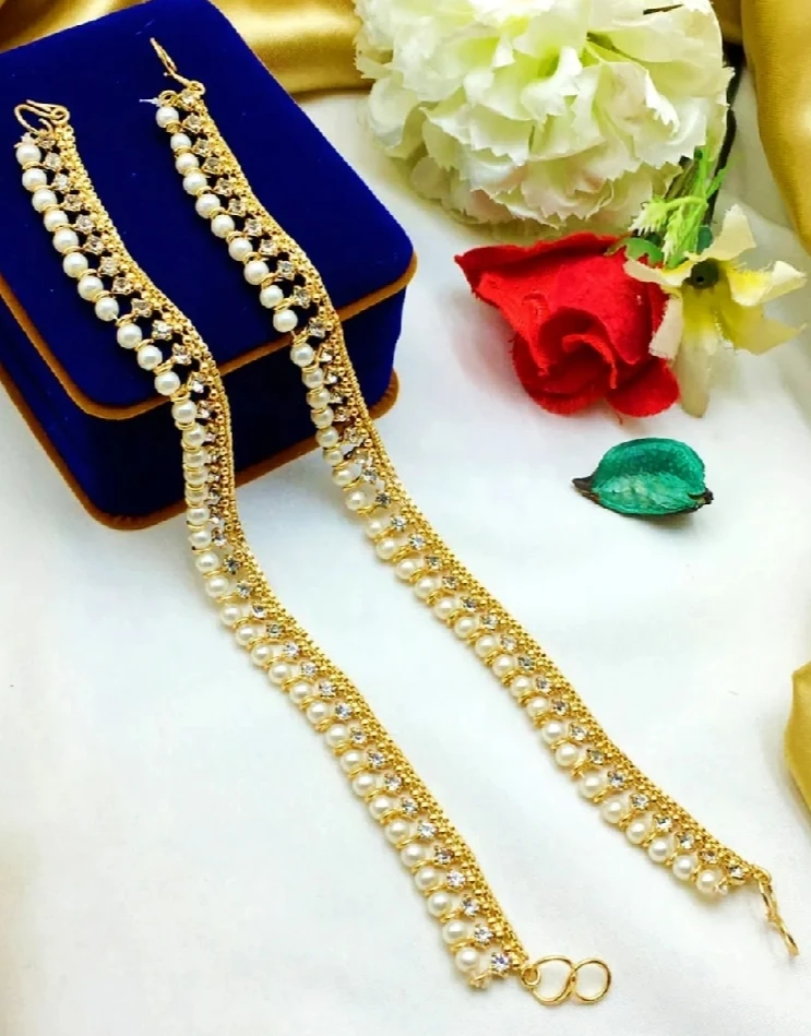 Set of Decorative Beaded Anklets - photo 2