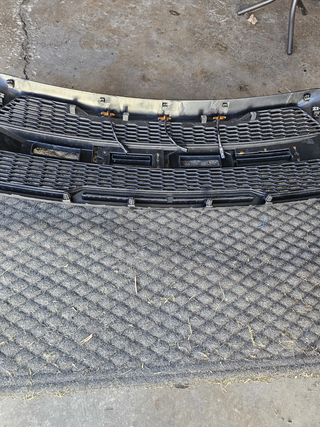 FORD RAPTOR FRONT GRILLE - photo 3