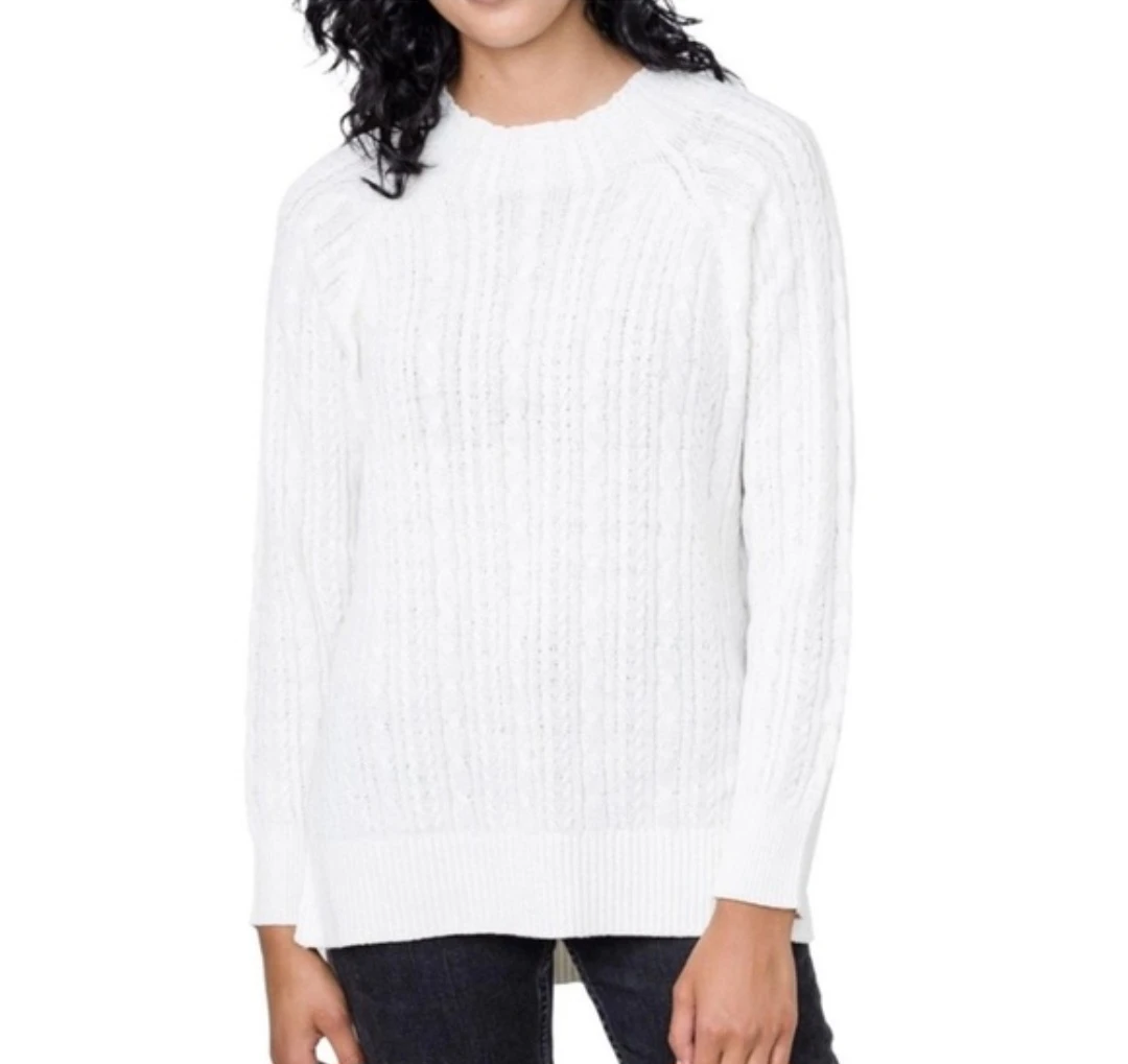 Bleu Gray White Cable Knit Sweater