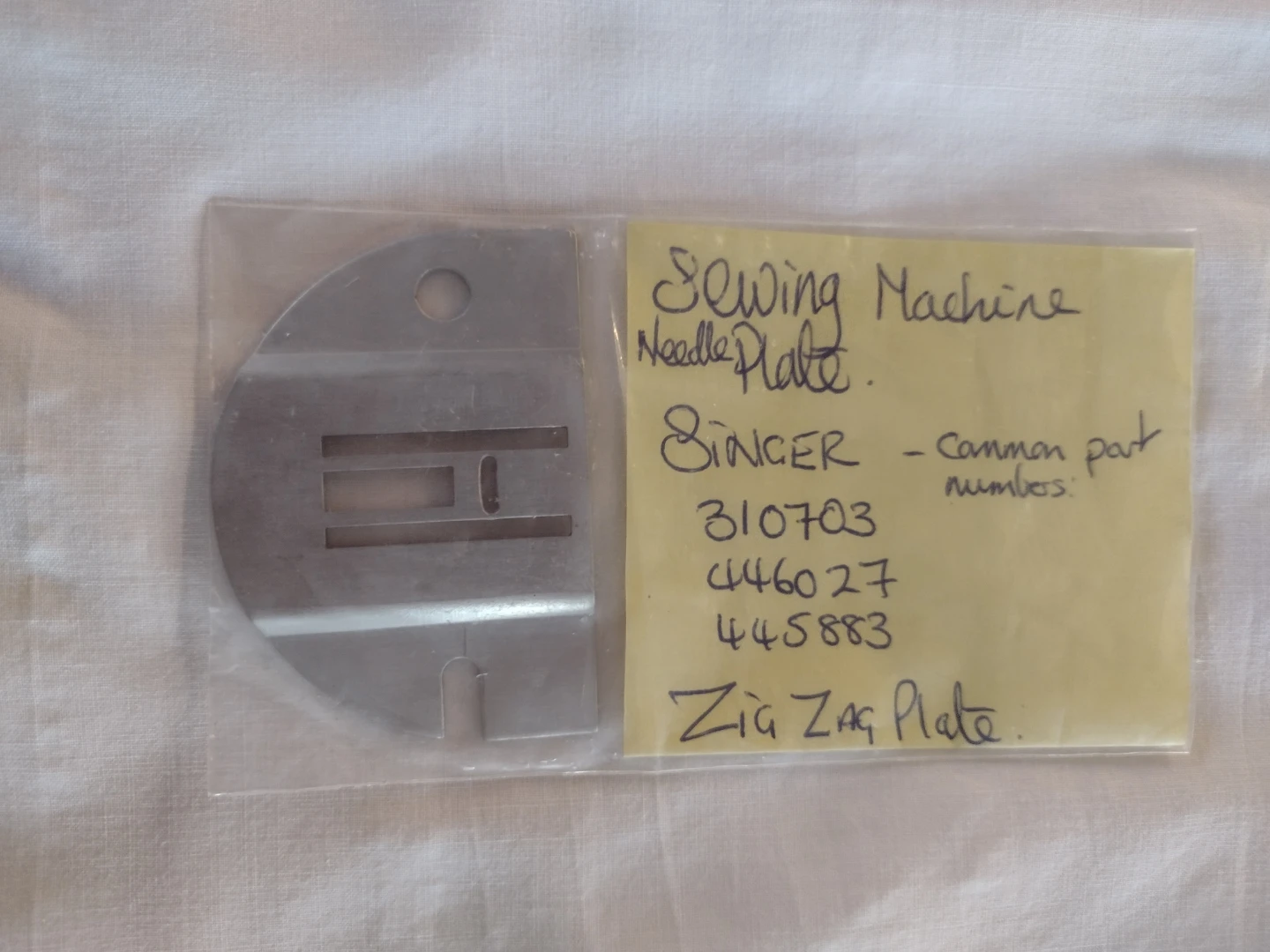 Singer Sewing Machine Zig Zag Needle Plate